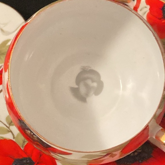 Creative Ceramics Bona Di Red Poppy Floral 2 Cup & Saucer Sets - Picture 4 of 6